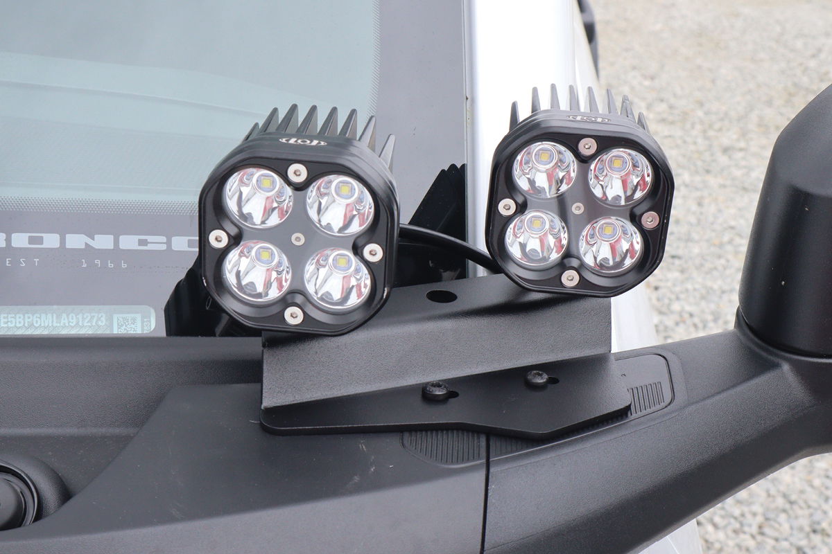 Black-O.P. Double A Pillar Base Light Mount